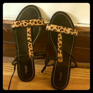 LOOKING FOR:Zara Leopard Print Sandals